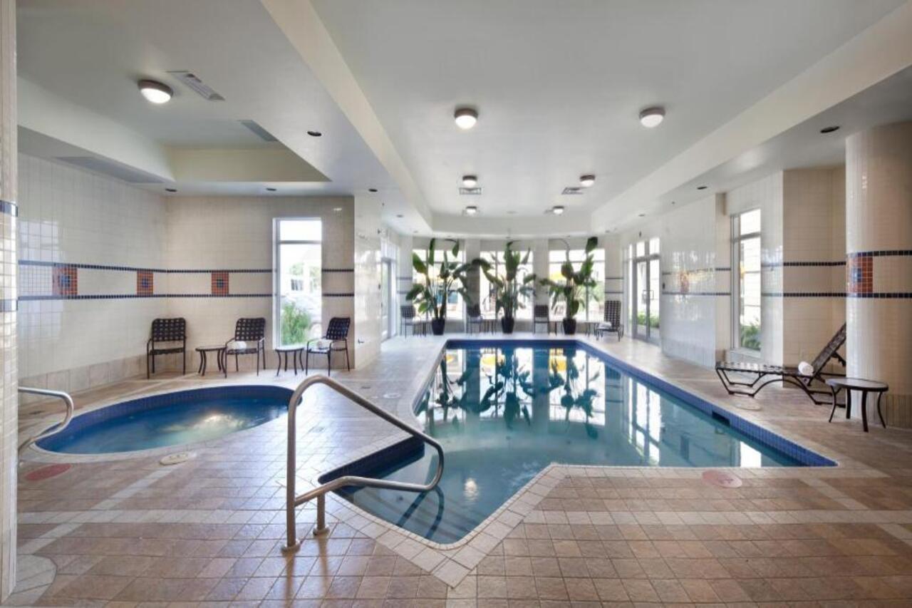 Hilton Garden Inn Montreal Airport Dorval Exterior foto